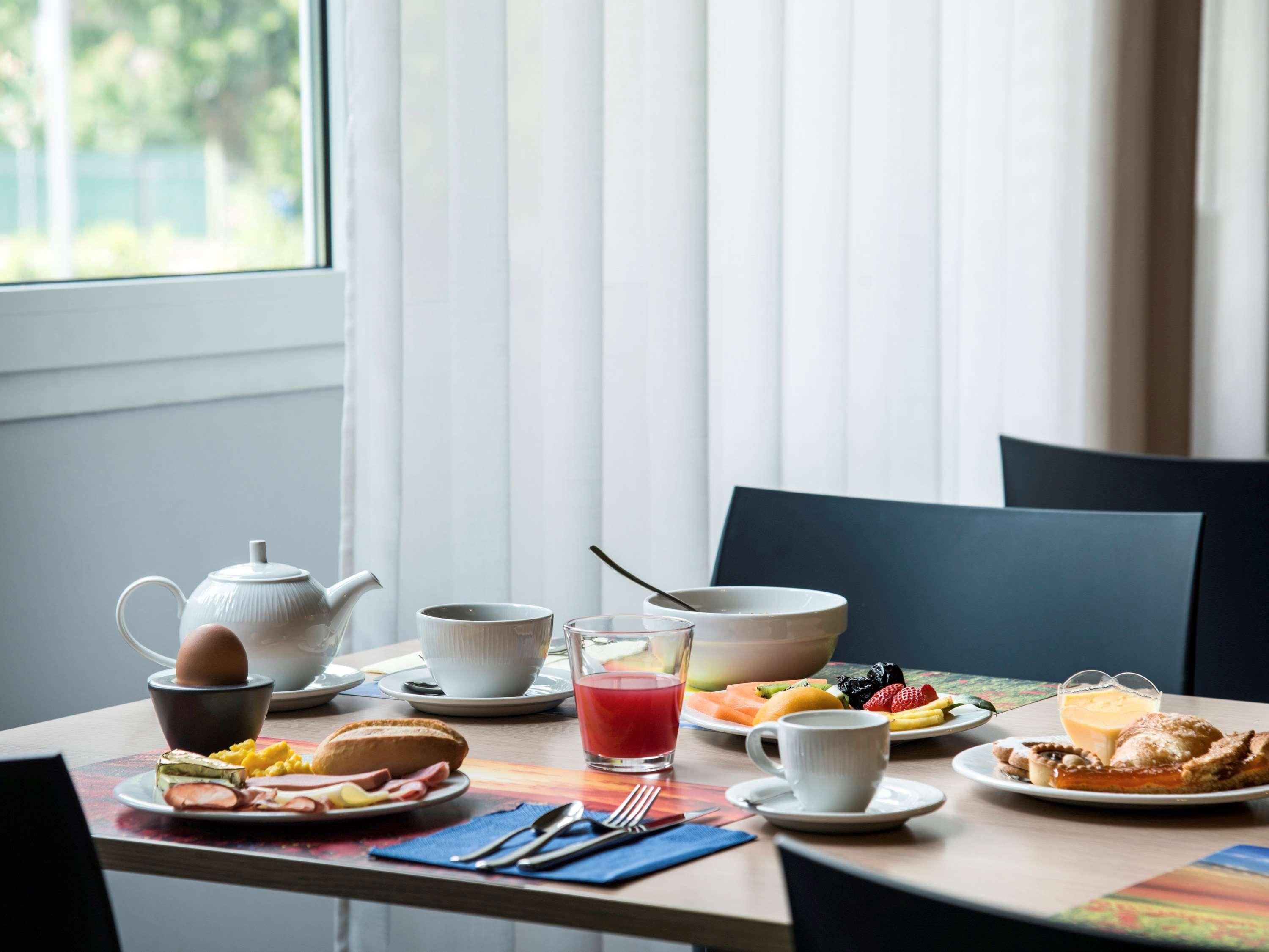 Bis Hotel Varese Luaran gambar