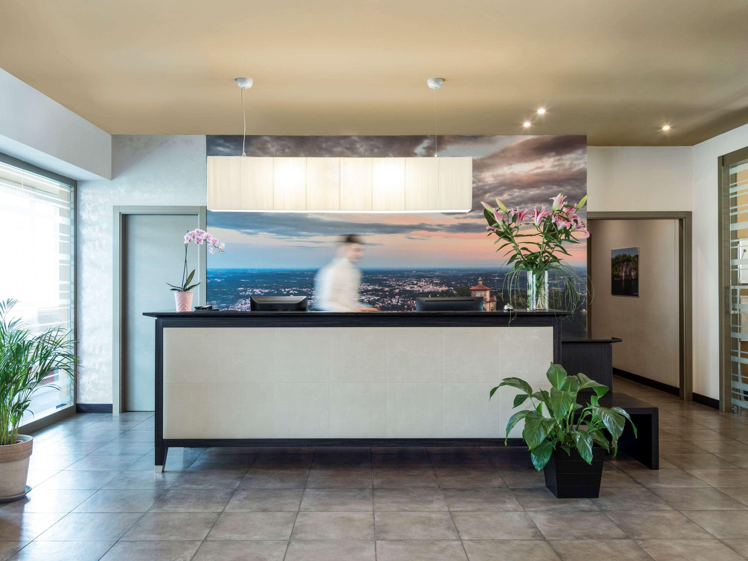 Bis Hotel Varese Luaran gambar