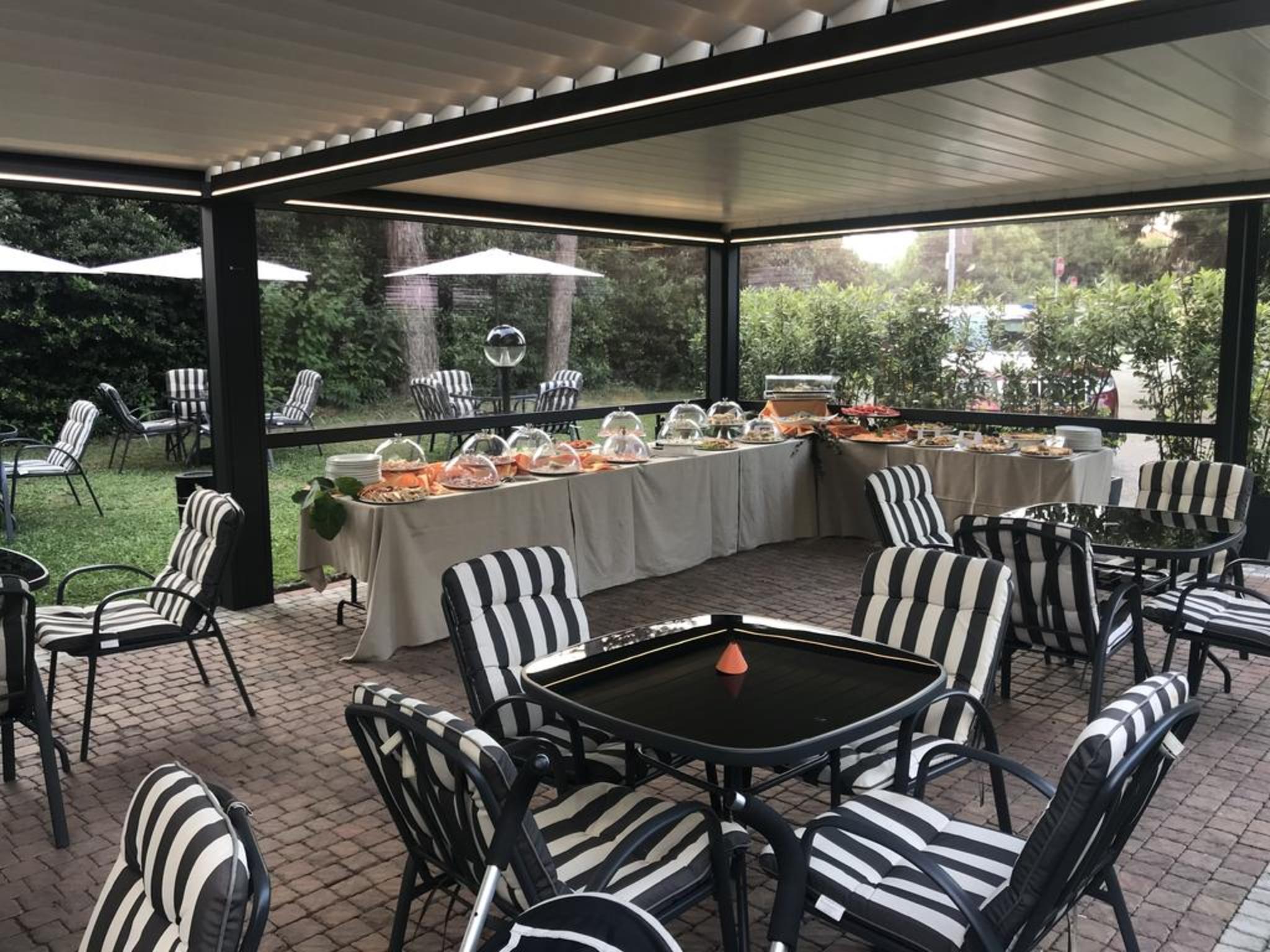 Bis Hotel Varese Luaran gambar